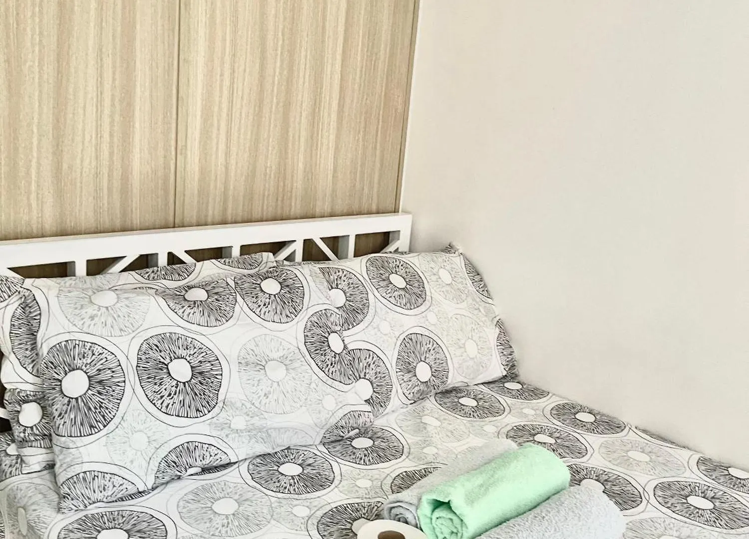 Aparthotel Shore 1 Residences Manila Philippines